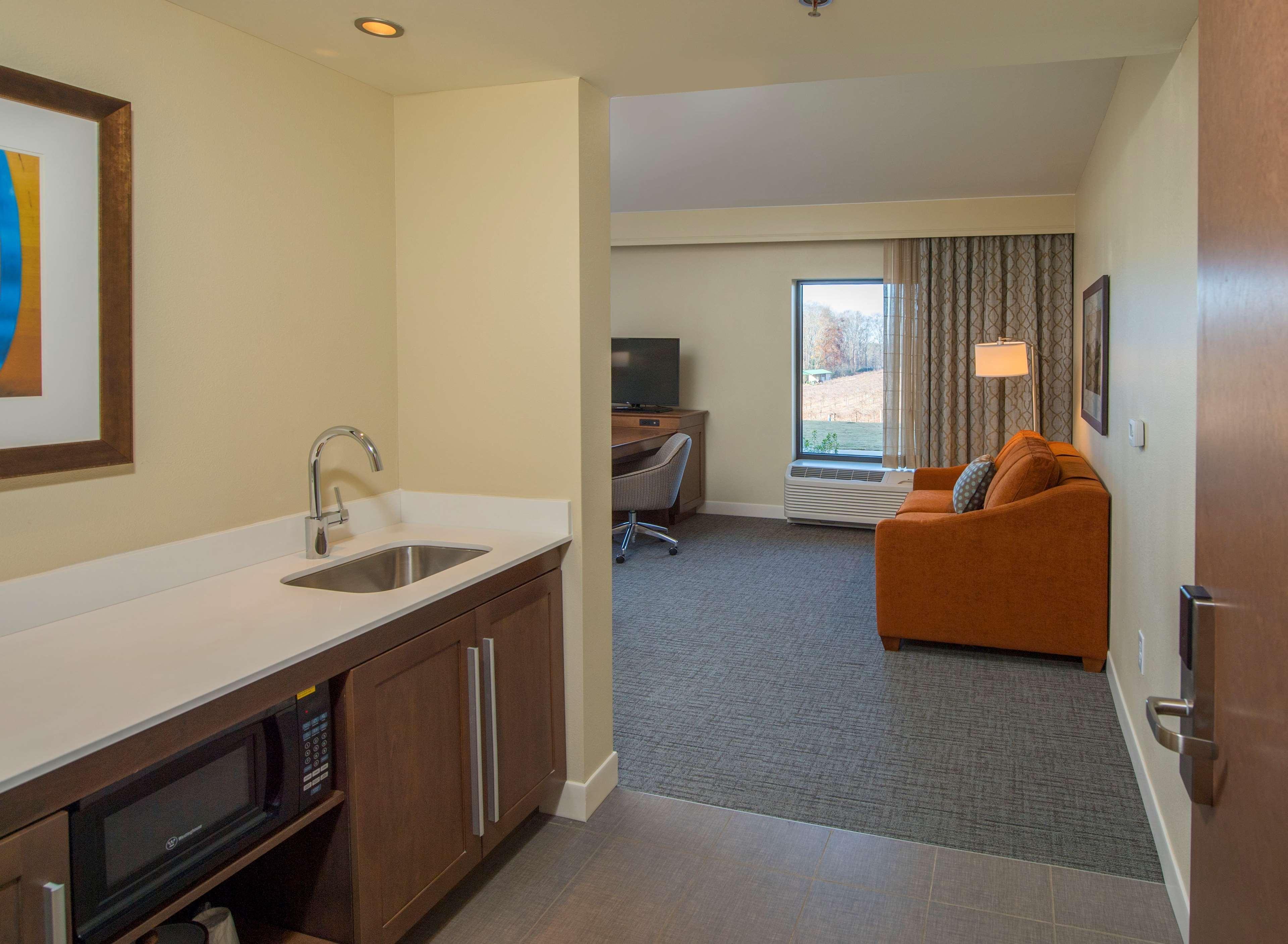 Hampton Inn & Suites Браселтон Экстерьер фото