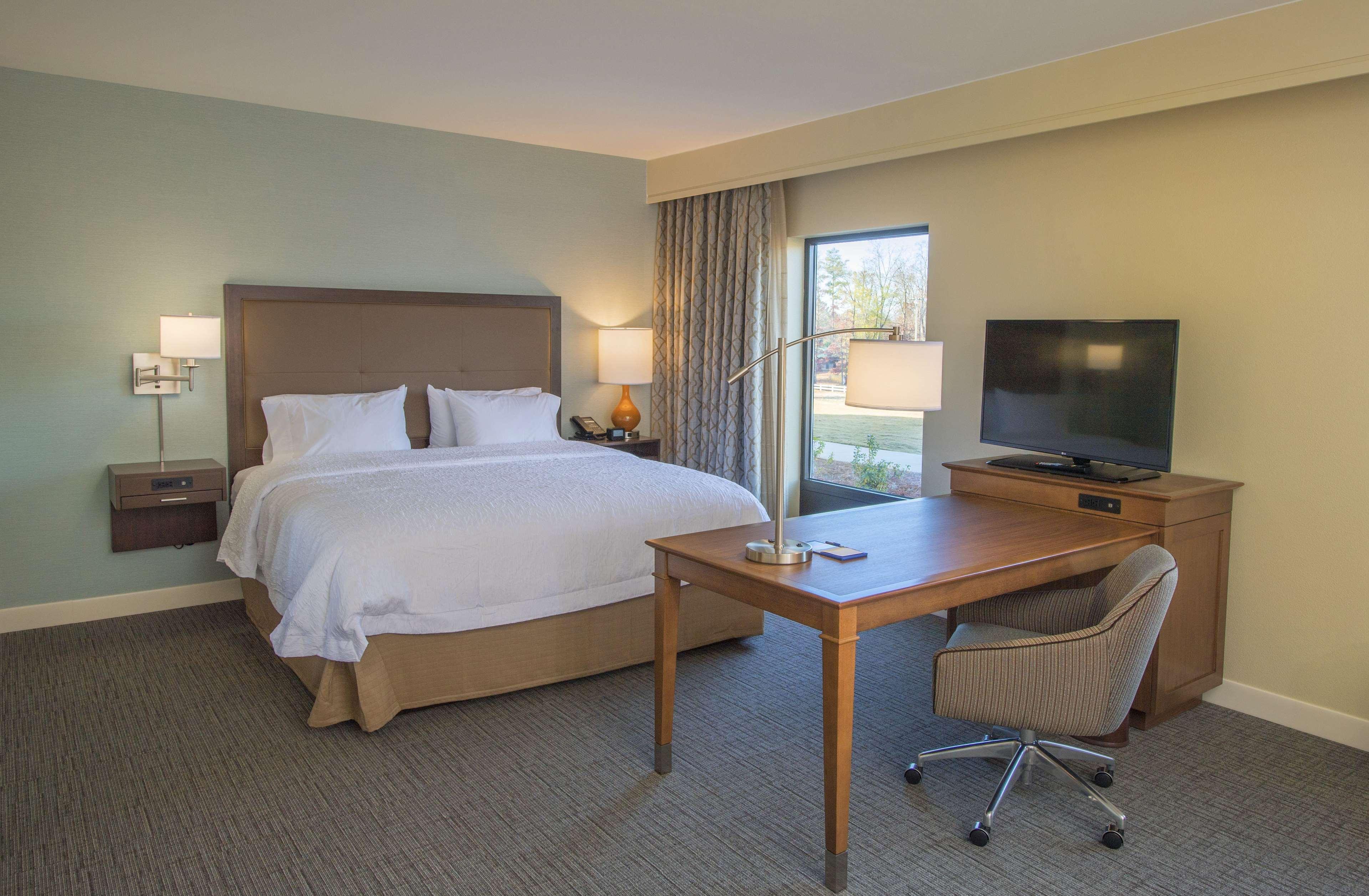 Hampton Inn & Suites Браселтон Экстерьер фото