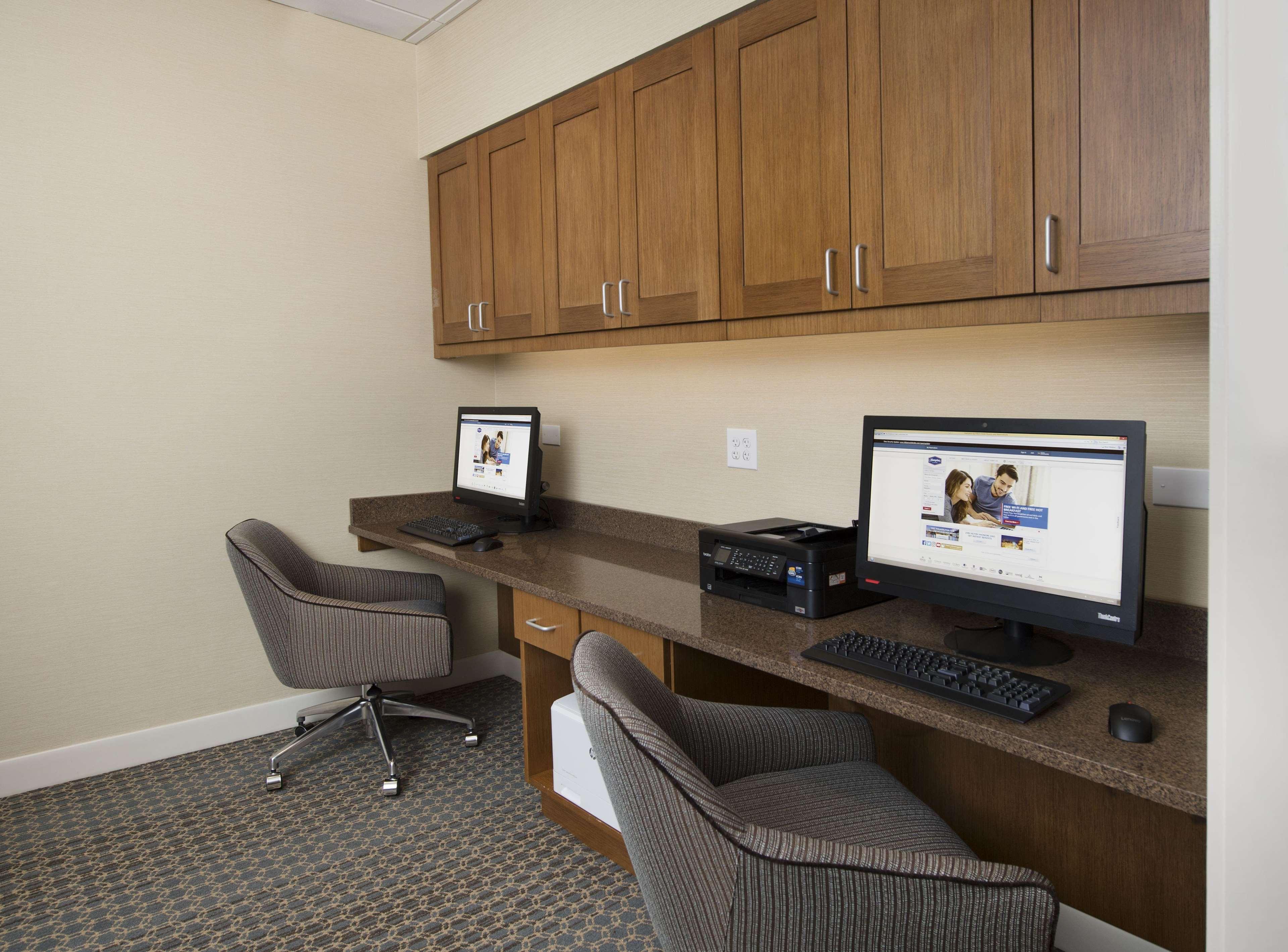 Hampton Inn & Suites Браселтон Экстерьер фото